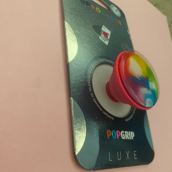 NEW POPSOCKETS POPGRIP LUXE. Color: Swirl Rainbow. GREAT STOCKING STUFFER - Picture 13 of 16